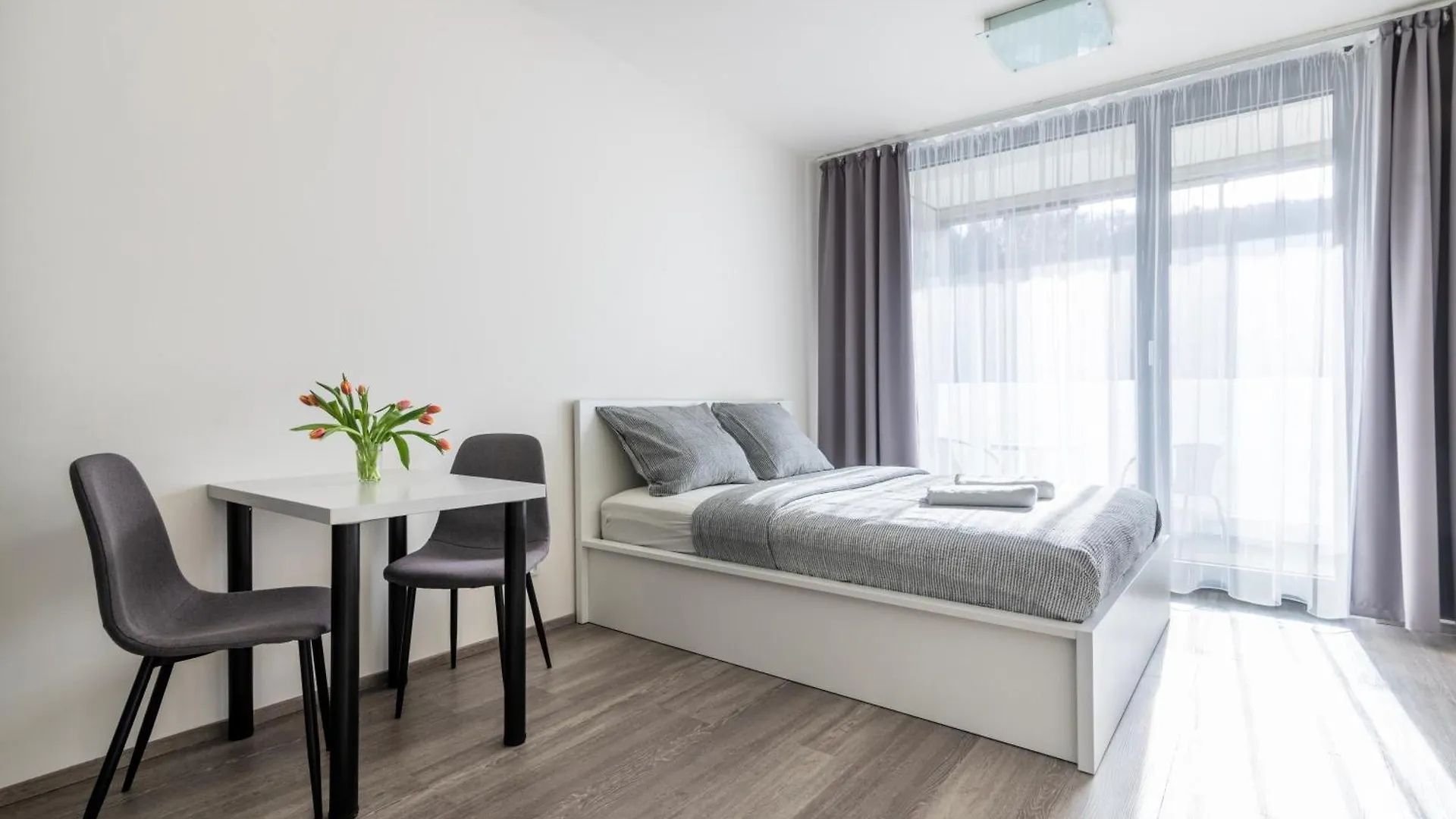 12 Min Centrum, 200Mb Wifi, Onsite Supermarket ile iletişim